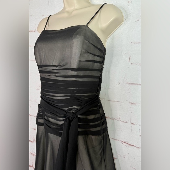 BELSOIE 4 Black Chiffon Sheer Panels Overlay Midi Evening Cocktail Dress Size 4 - Picture 14 of 15